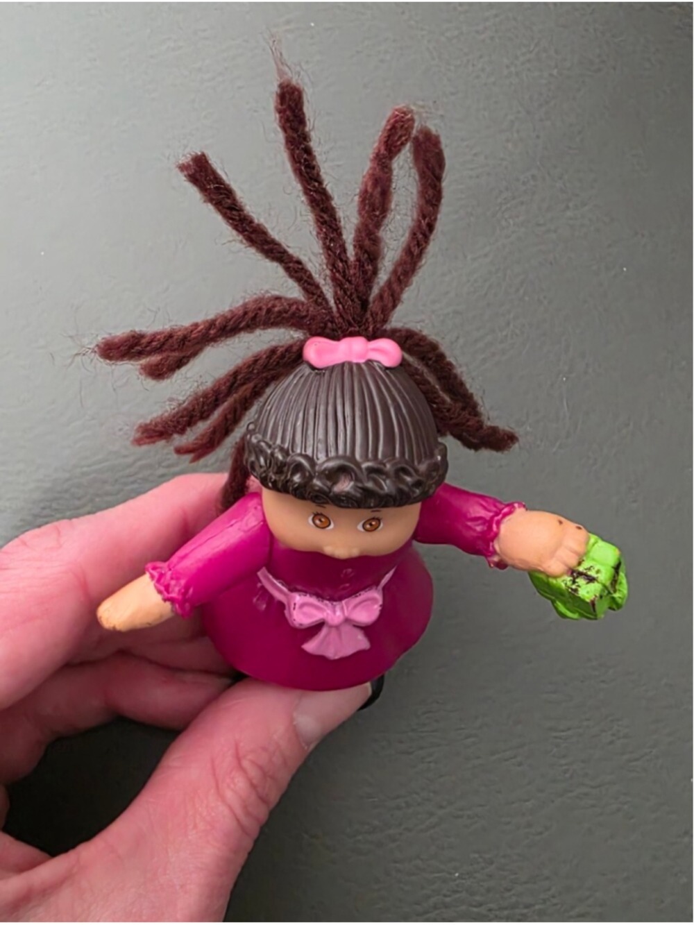 Vintage 1992 Cabbage Patch Kids Mini Figure Doll Pink Dress Collectible - Picture 2 of 6